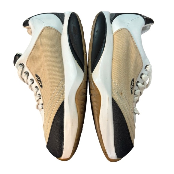 MBT Women's Tataga Sneaker,Chill US Women's 7 - Picture 6 of 10